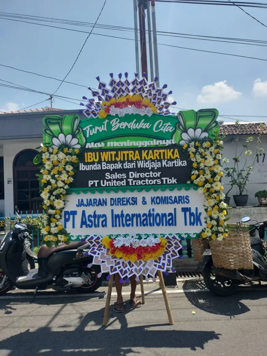Tempat Pesan Karangan Bunga Yogyakarta untuk Pernikahan dan Duka Cita